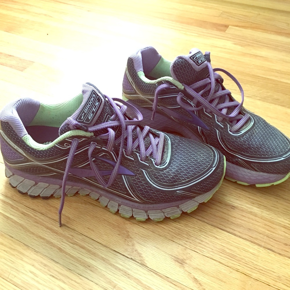 Brooks GTS-16th edition. Women’s size 10